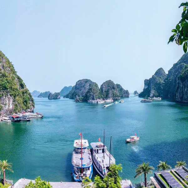 Vietnam Ha Long Bay
